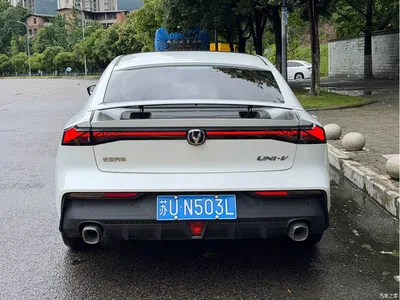 2023 Changan UNI-V 1.5T Luxury Edition, фото 4, лот 10246291