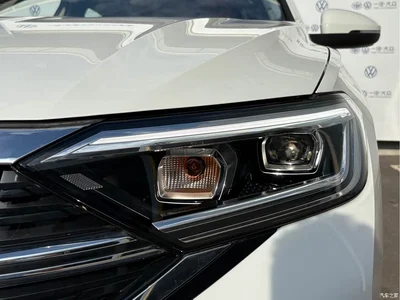 2026 Volkswagen Sagitar, фото 3, лот 10416936