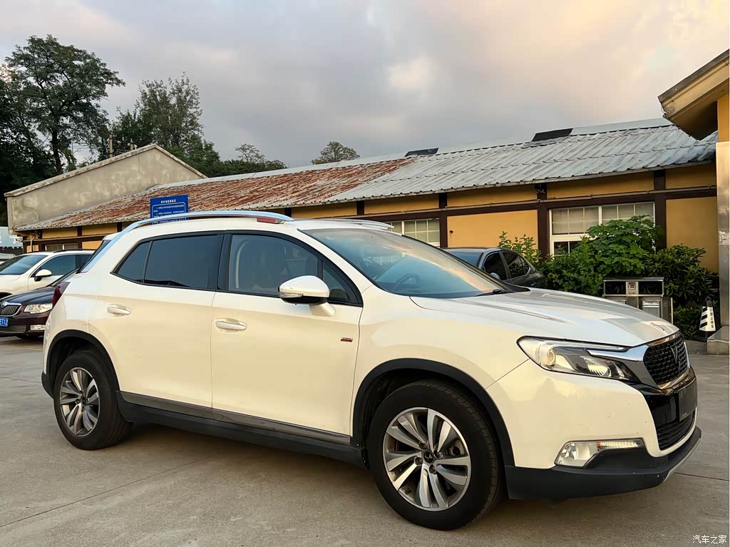 2014 DS 6 1.6T Luxury Edition THP200, фото 3, лот 11171899