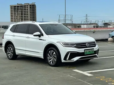 2023 Volkswagen Tiguan L PHEV 430PHEV Plug-in Hybrid Premium, фото 3, лот 10886957