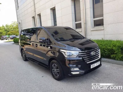 2021 Hyundai Starex Van 5-Seater, фото 1, лот 10181287