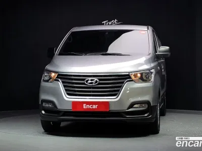 2018 Hyundai Starex Van 3-Seater, фото 3, лот 11065126