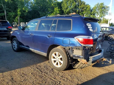 2013 TOYOTA HIGHLANDER BASE, фото 2, лот 10553215