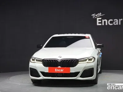 2022 BMW 5-Series 530i M Sport Package, фото 2, лот 10056123