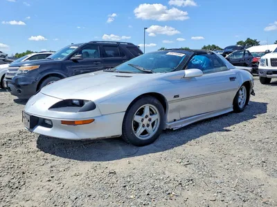 1997 CHEVROLET CAMARO BASE, фото 1, лот 10981077
