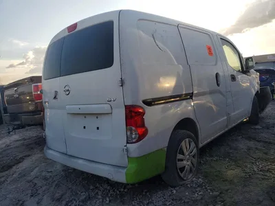 2015 NISSAN NV200 SV, фото 3, лот 10772195