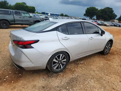 2021 NISSAN VERSA SV, фото 3, лот 10735259