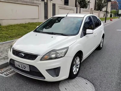 2013 Ford Focus Hatchback Classic 1.8L Automatic Base, фото 1, лот 10297035