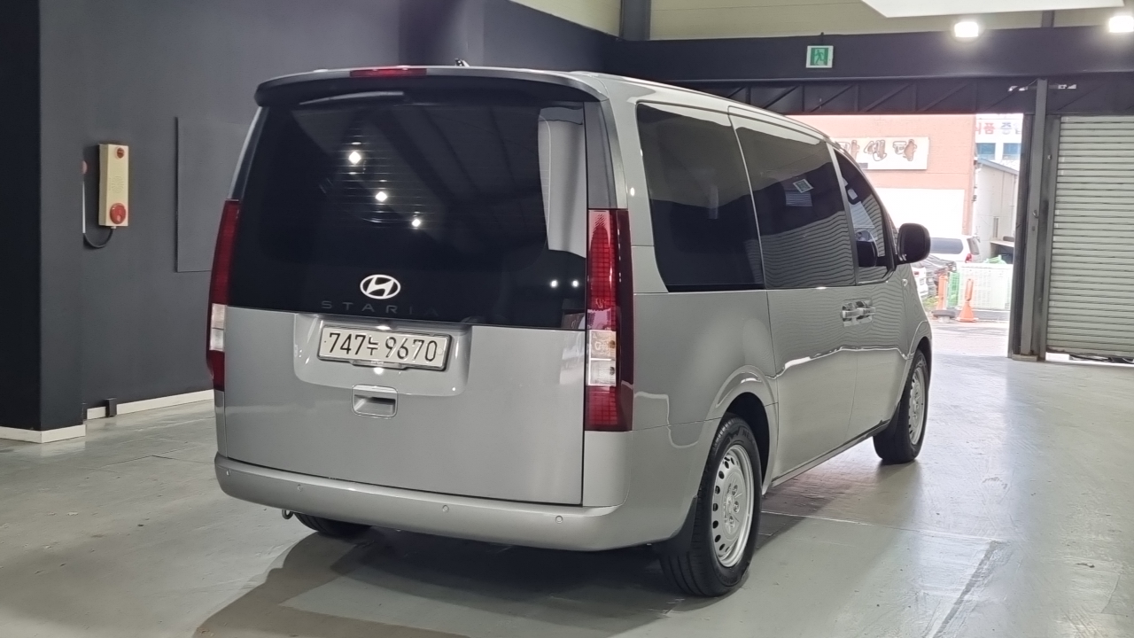 2026 Hyundai Staria L3.5 Tourer 11-Seater, фото 2, лот 10904847