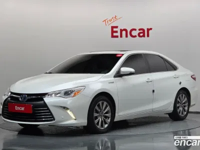 2017 Toyota Camry Hybrid XLE, фото 1, лот 10222229