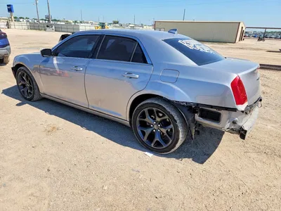 2017 CHRYSLER 300 LIMITED, фото 2, лот 10598335