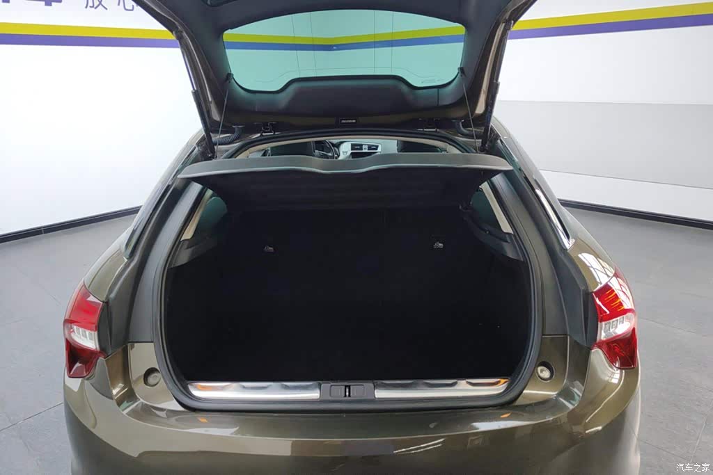 2014 DS 5 1.6T Elegance THP160, фото 4, лот 10412609