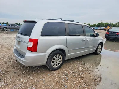 2012 CHRYSLER TOWN & COUNTRY TOURING L, фото 3, лот 10868051