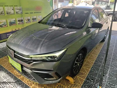 2021 Roewe i5 Facelift 1.5L CVT Diamond Edition, фото 2, лот 10342815