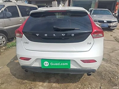 2016 Volvo V40 T4 Elegance Edition, фото 4, лот 10366922