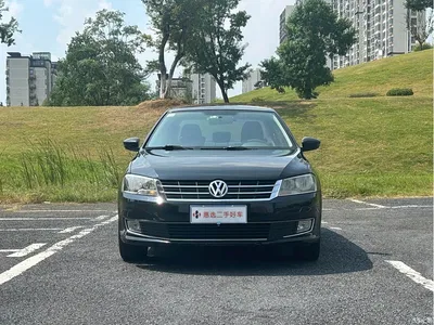 2013 Volkswagen Lavida Facelift Classic 1.6L Automatic Comfort, фото 2, лот 11192644