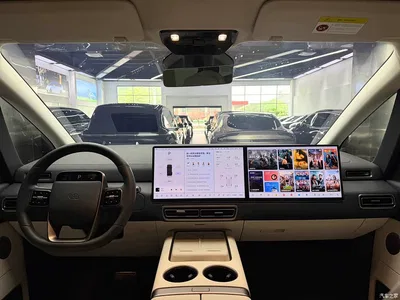 2025 Li Auto MEGA Model Home Family Special Edition, фото 3, лот 10446794