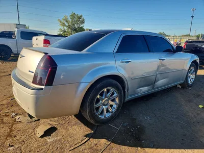 2006 CHRYSLER 300C, фото 3, лот 10870010