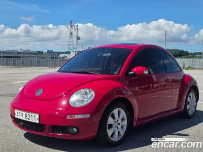 2009 Volkswagen Beatle Deluxe 2.0, фото 1, лот 10195713