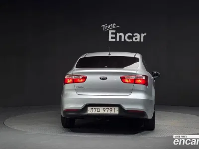 2017 Kia pride 4DR 1.6 GDI, фото 4, лот 10154788