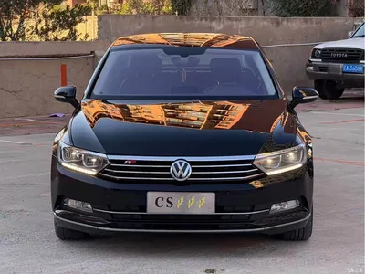 2017 Volkswagen Magotan 330TSI DSG Luxury, фото 2, лот 11569848