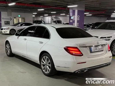 2019 Mercedes-Benz E-Class E220d 4MATIC Exclusive, фото 4, лот 10221608