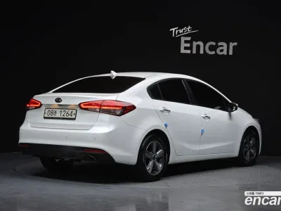 2018 Kia K3 Trendy, фото 1, лот 10047399