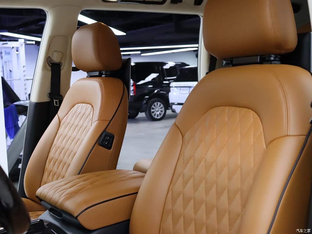 2018 Nissan Patrol, фото 4, лот 10888298