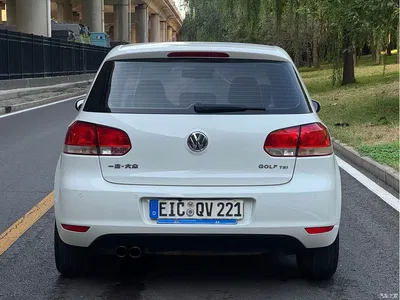 2010 Volkswagen Golf 1.4TSI Automatic Luxury, фото 3, лот 10451267