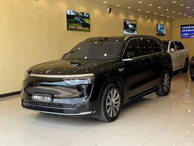 2025 AITO Wenjie AITO M8 Range Extender Max+ Edition 53.4kWh 5-seater, фото 1, лот 10690037