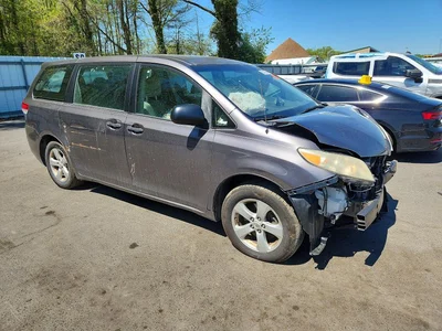 2011 TOYOTA SIENNA BASE 7-PASSENGER, фото 4, лот 10558094
