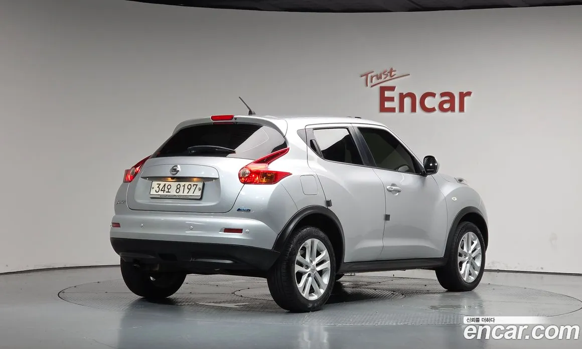 2014 Nissan Juke 1.6 SV, фото 2, лот 11212311