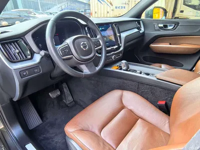 2022 Volvo XC60 B5 AWD R-Design, фото 4, лот 10365802