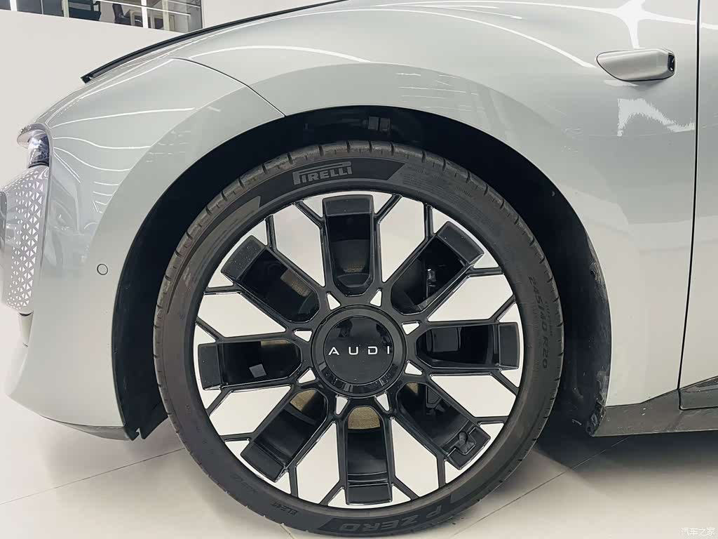 2025 Audi E5 Sportback Model Base Version, фото 3, лот 10448231