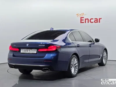 2021 BMW 5-Series 523d xDrive Luxury, фото 1, лот 10052338