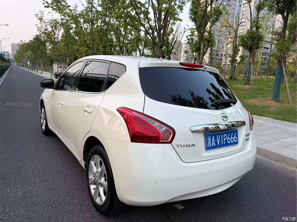 2011 Nissan Tiida 1.6L CVT Smart, фото 4, лот 11223525