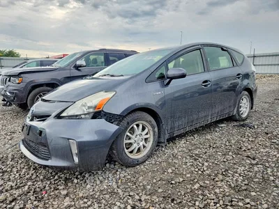 2013 TOYOTA PRIUS V THREE, фото 1, лот 10902477