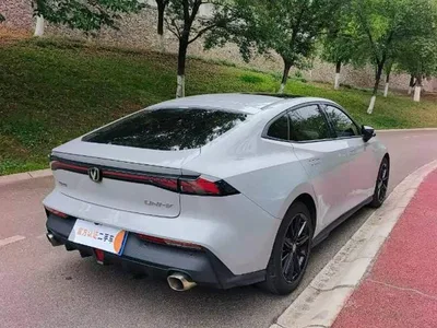 2022 Changan UNI-V 1.5T Premium Model, фото 3, лот 10476660