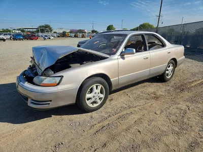 1995 LEXUS ES 300, фото 1, лот 10971529