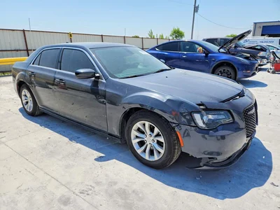 2016 CHRYSLER 300 LIMITED, фото 4, лот 11314328