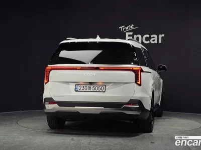 2025 Kia Canival Diesel 9-Seater Noblesse, фото 4, лот 10527083