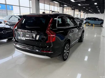 2022 Volvo XC90 B5 Smart Luxury Edition 5-seater, фото 4, лот 10365920