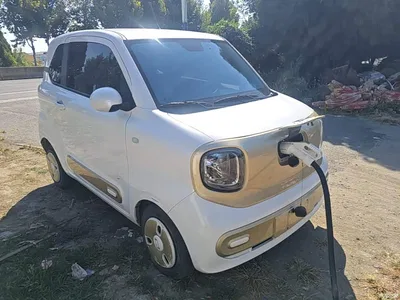 2025 Besturn Bestune Pony 222km Lightning Horse, фото 4, лот 11396347