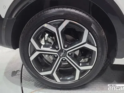 2025 Kia Niro Signature, фото 4, лот 10080405