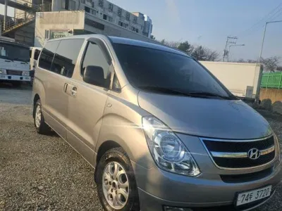 2012 Hyundai Starex 11-Seater Wagon, фото 1, лот 10191191