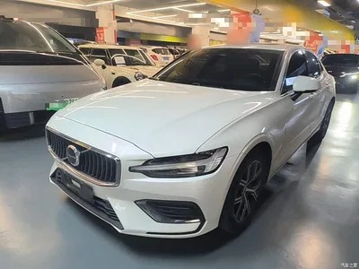 2025 Volvo S60 B4 Smart Luxury Edition, фото 1, лот 11138705