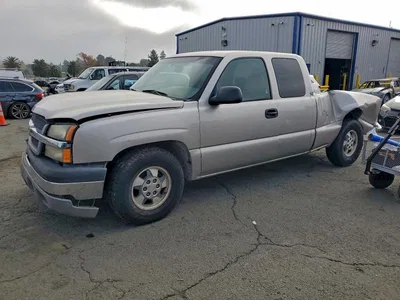 2004 CHEVROLET SILVERADO, фото 1, лот 10978368