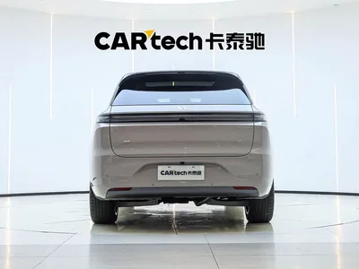 2025 Li Auto L6 Max Smart Renewal Edition, фото 3, лот 10399045