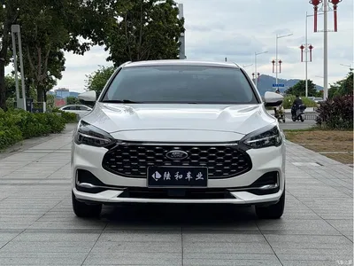 2021 Ford Focus Sedan EcoBoost 180 Auto Trend, фото 2, лот 10292953