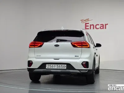 2020 Kia Niro 1.6 HEV, фото 4, лот 10763599